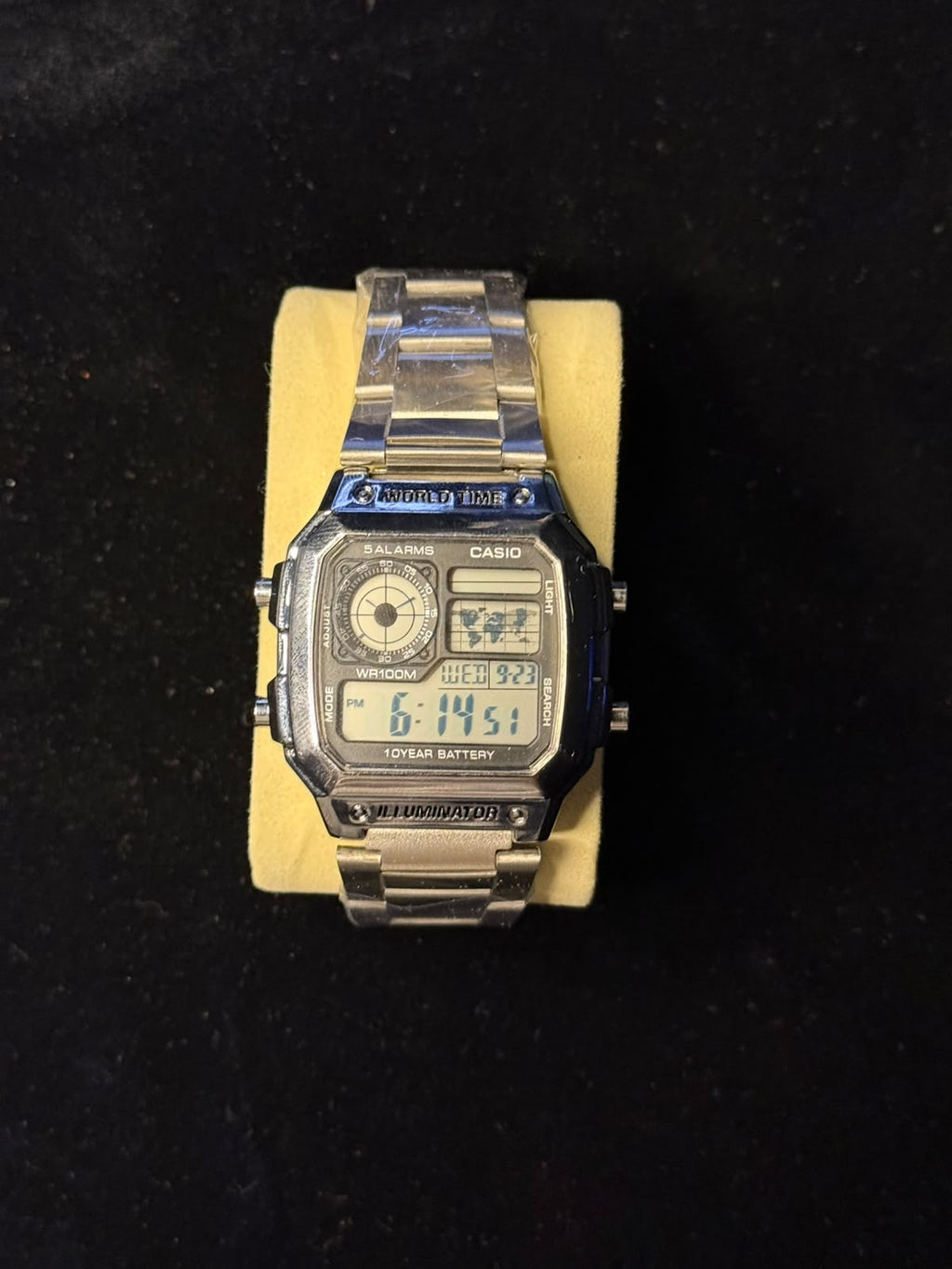 Reloj Casio World Time Iluminator Digital De Acero Inoxidable