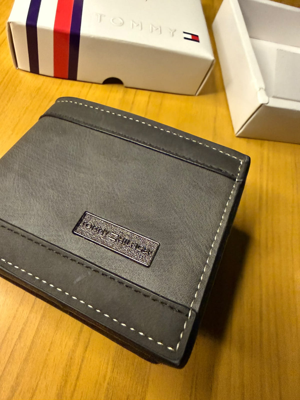 Billetera Tommy Hilfiger Bifold