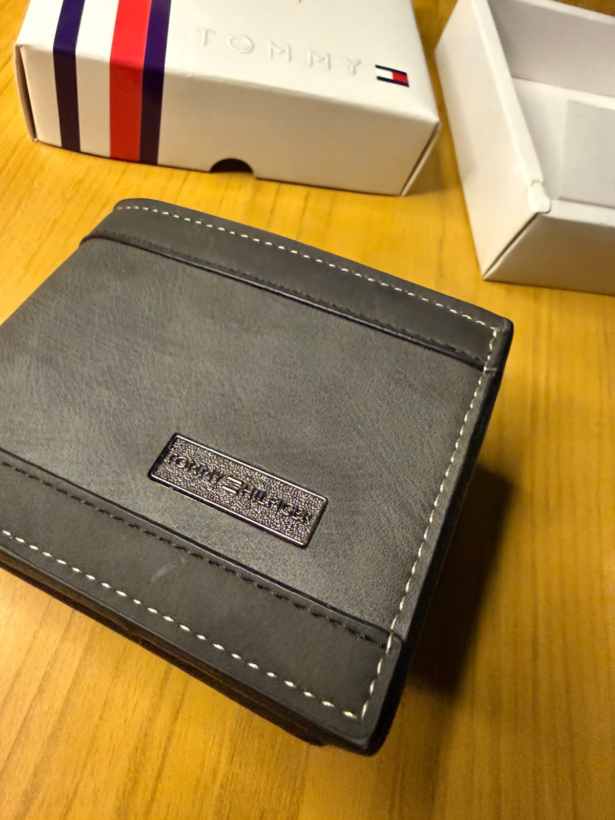 Billetera Tommy Hilfiger Bifold